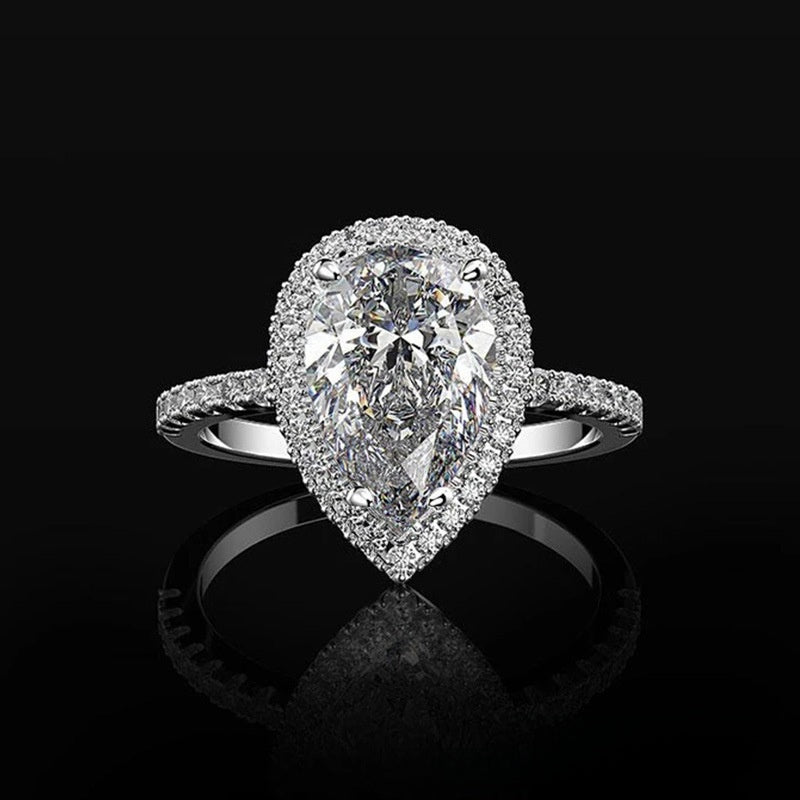 Zircon full?crown closed?band ring