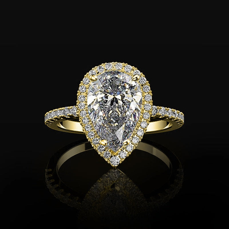 Zircon full?crown closed?band ring